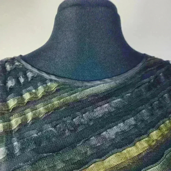 NWOT Muse Essential Little Black (& Gold Dress) Size 4 Ribbon Chiffon Hem Ruffle - Picture 5 of 10